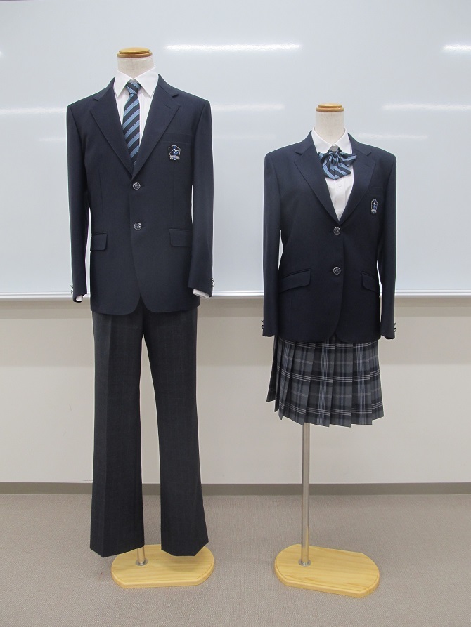 南葛飾高等学校の制服
