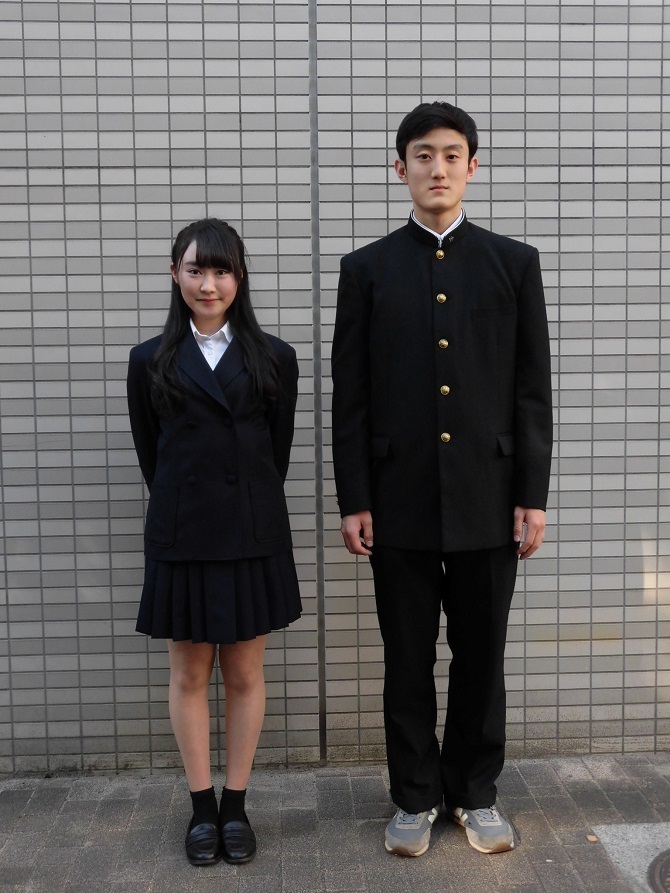 青山高等学校の制服