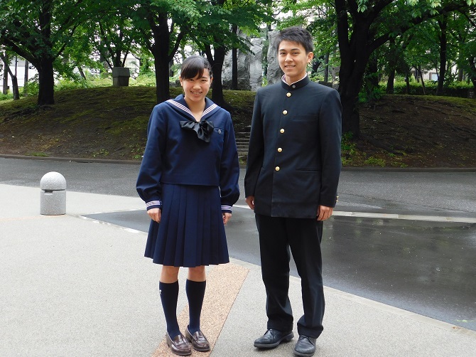 駒場高等学校の制服